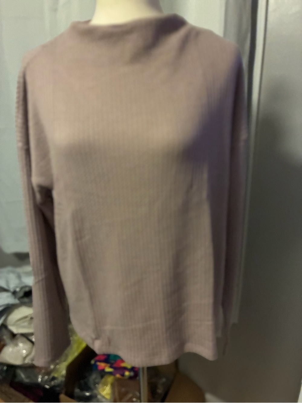 READ BELOW! Anthropologie Mauve Ribbed Crewneck Sweater